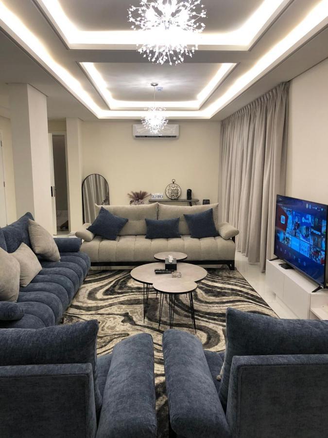 بمدخل خاص La Village Apartment *