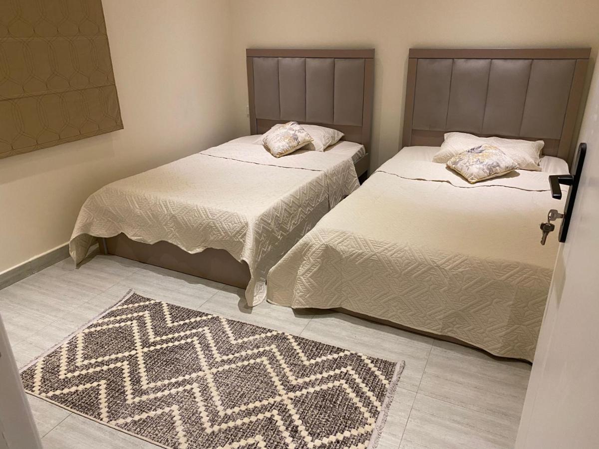 بمدخل خاص La Village Apartment Riyadh