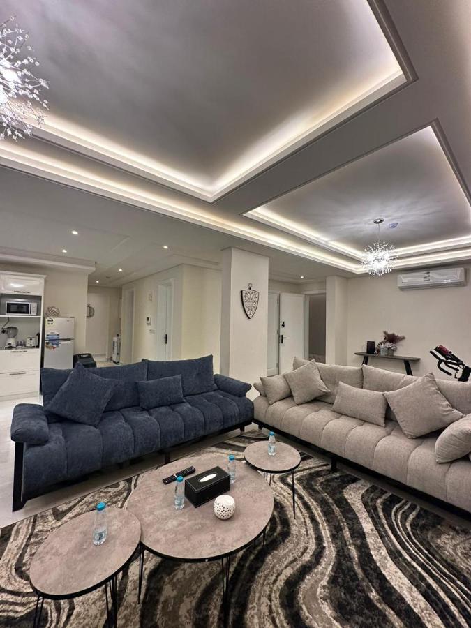 بمدخل خاص La Village *